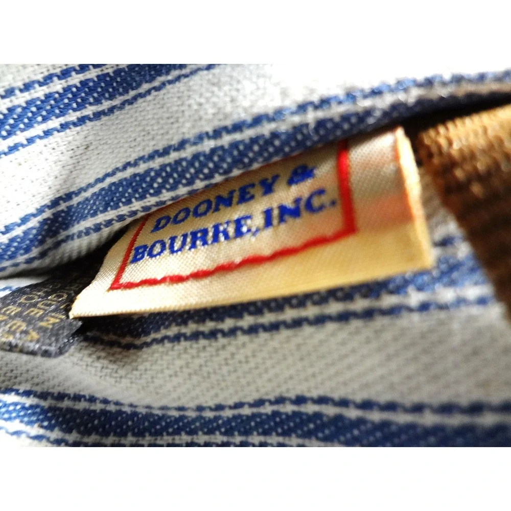 Dooney & Bourke Wayfarer Hobo Black Nylon Crossbody Leather Trim Duck Logo Purse